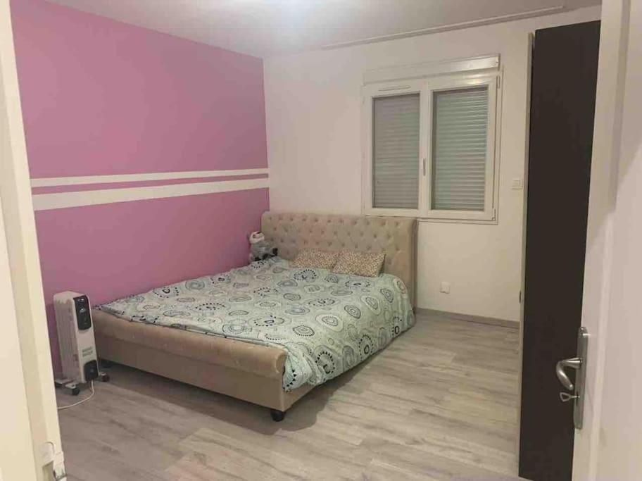 Une Maison Equipee Et Simple. Villa Nevers Ngoại thất bức ảnh